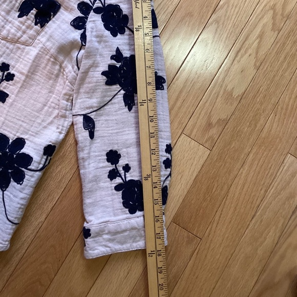 Anthropologie (Isabella Sinclair) Embroidered button down shirt, size small - Picture 6 of 10